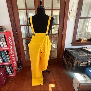 Boss Manufacturing .35MM 1- Piece Rain Bib Overalls sz XL Waterproof Yellow NEW